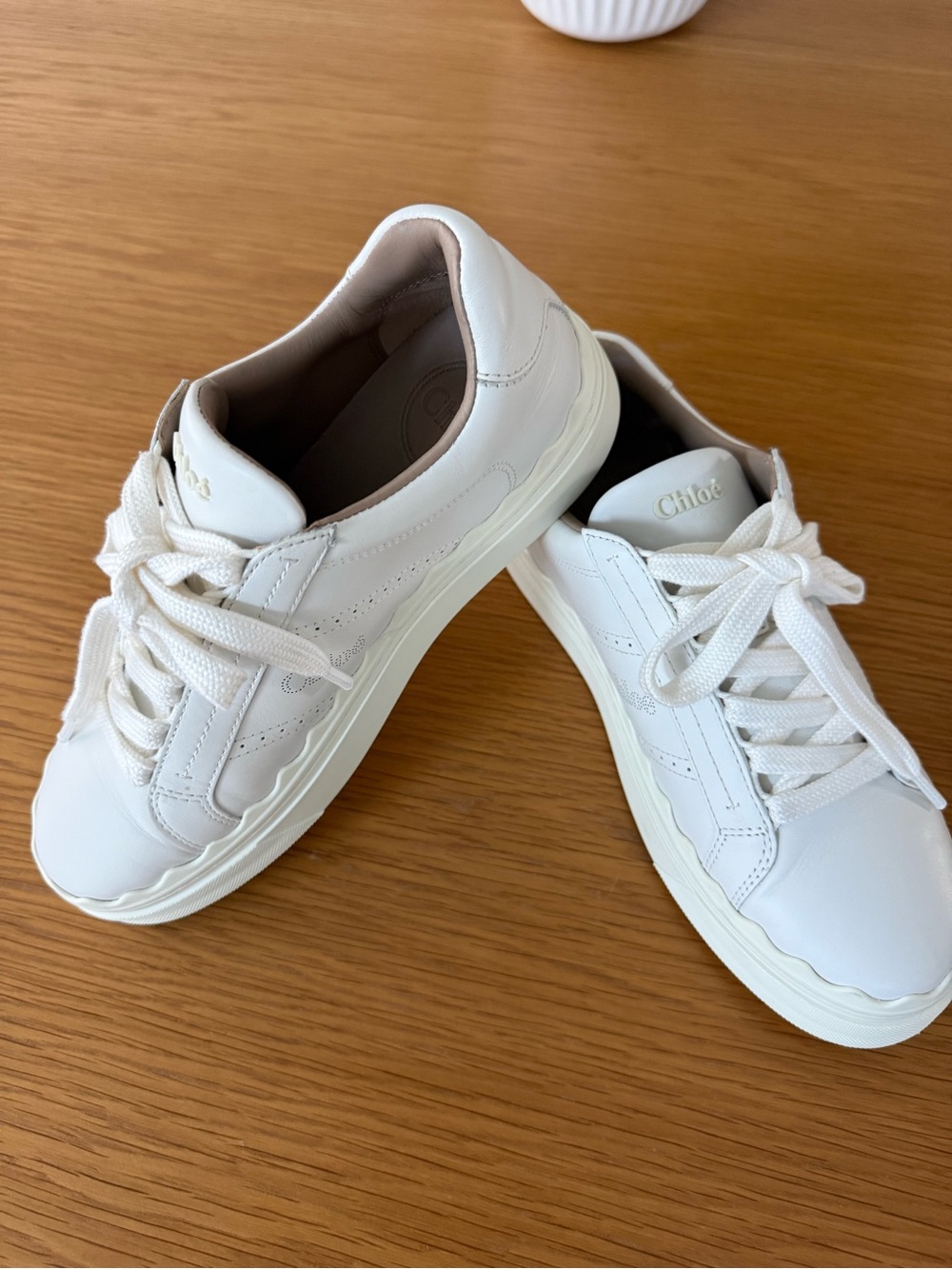 Chloé Lauren Low-Top white leather Sneakers